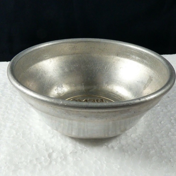 VTG 1940's Thompson’s HEMO Malted Milk Aluminum Shaker Embossed Logo Lid - Picture 4 of 4